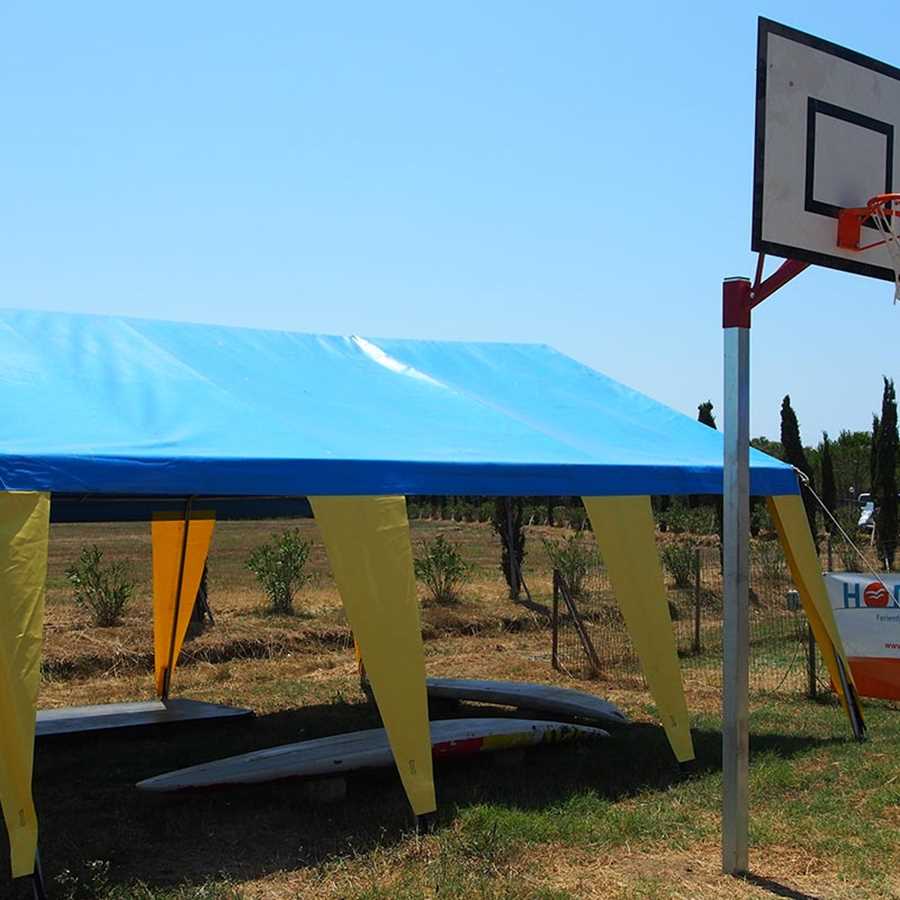 gruppenhaus-italien-toskana-bungalow-gineprino-10-basketball.JPG